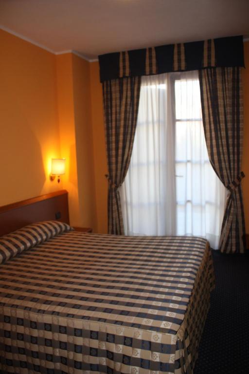 Hotel Tre Denti Cantalupa Стая снимка